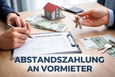 Abstandszahlung an Vormieter: Schlüsselübergabe mit Geld, Vertrag und Wohnungssymbol auf Tisch ohne sichtbare Gesichter